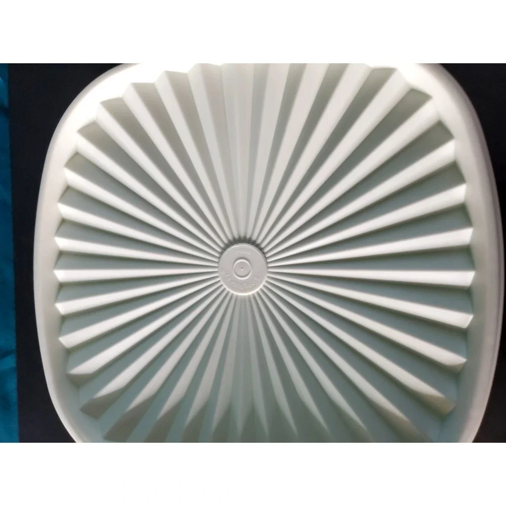 Tupperware Servalier Bowl Vintage Collection Mint Green 11.75 cup New